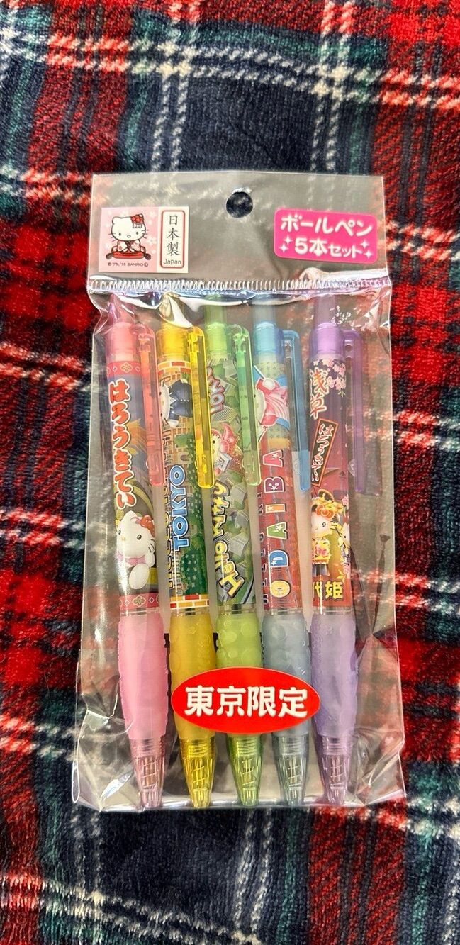 (NWT) Hello Kitty Tokyo Limited ball pen set